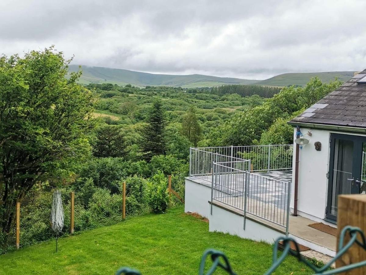 Penrallt-fach Traditional Welsh Pembrokeshire * Mynachlogddu