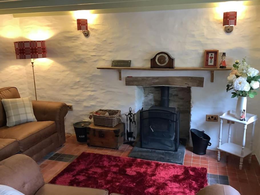 Penrallt-fach Traditional Welsh Pembrokeshire Holiday home