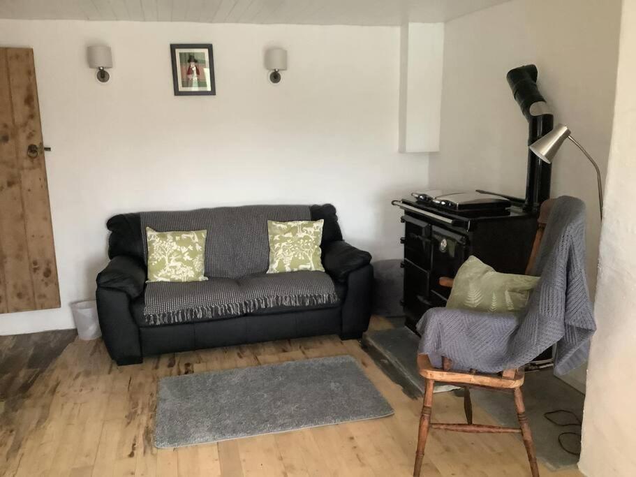 Penrallt-fach Traditional Welsh Pembrokeshire Holiday home *