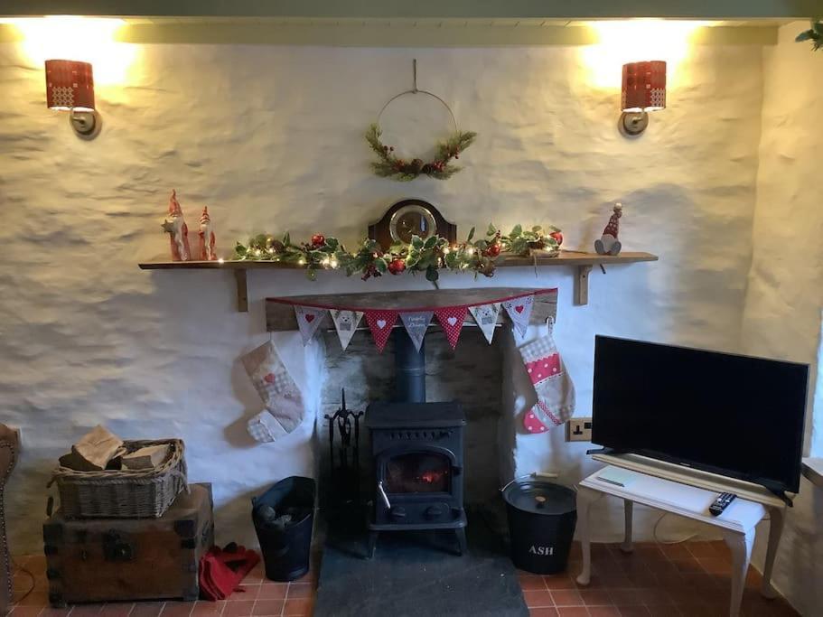 Penrallt-fach Traditional Welsh Pembrokeshire Holiday home