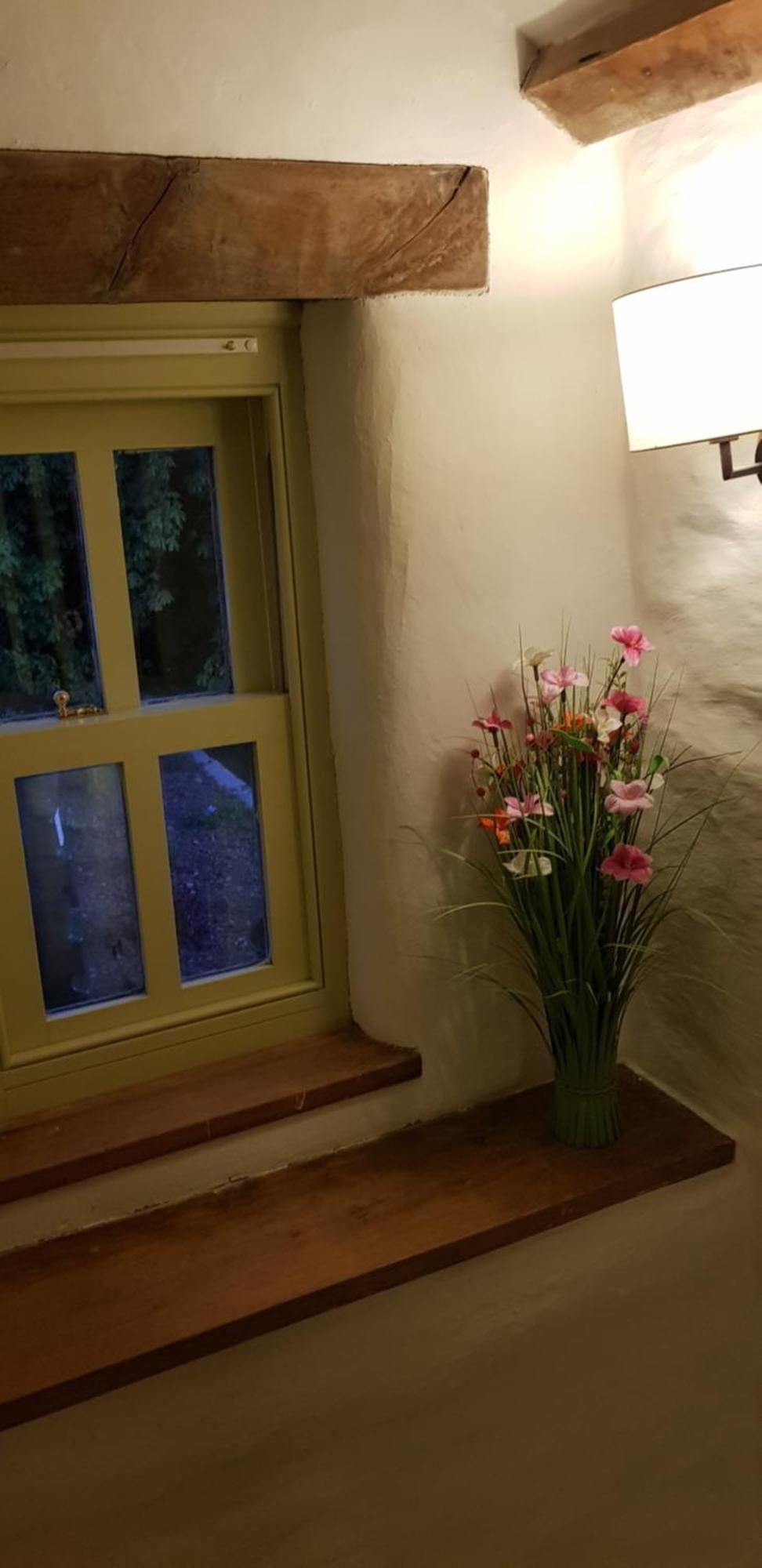 Penrallt-fach Traditional Welsh Pembrokeshire Holiday home Mynachlogddu